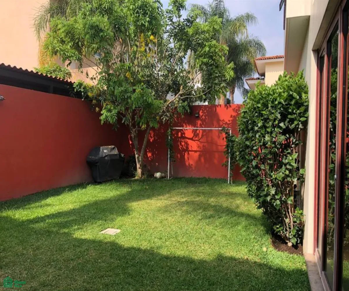 Casa En Venta,Jardín Real,Jardín de Las Victorias 2 - 133, Zapopan, Jalisco 45136, 4 Habitaciones,4 Baños,Jardín de Las Victorias,2,MX251038499