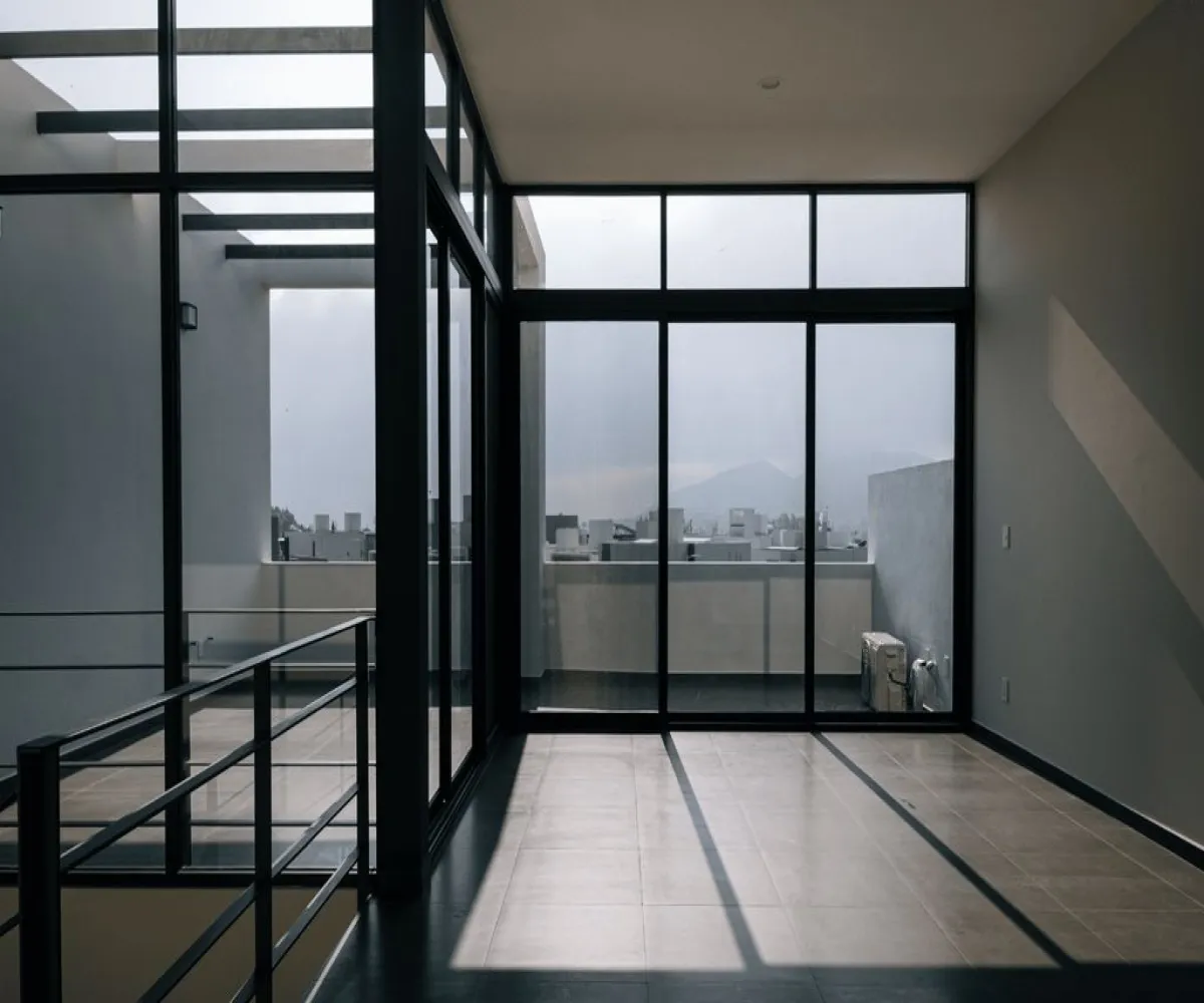 Casa En Venta,Paraje,Avenida Vuelo de las Grullas 200, Tlajomulco de Zúñiga, Jalisco 45645, 4 Habitaciones,5 Baños,Avenida Vuelo de las Grullas,1,pELaqLD