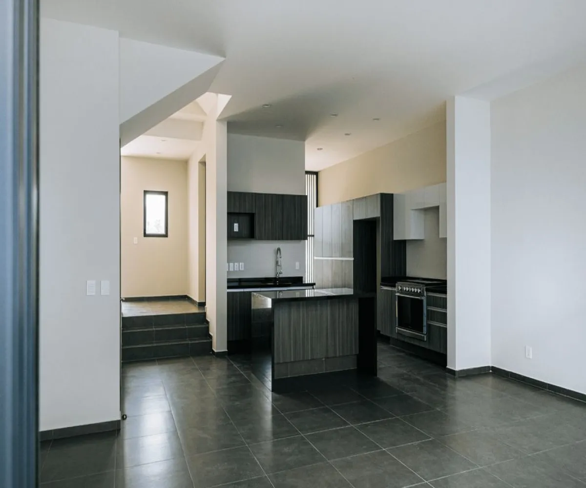 Casa En Venta,Paraje,Avenida Vuelo de las Grullas 200, Tlajomulco de Zúñiga, Jalisco 45645, 4 Habitaciones,5 Baños,Avenida Vuelo de las Grullas,1,pELaqLD