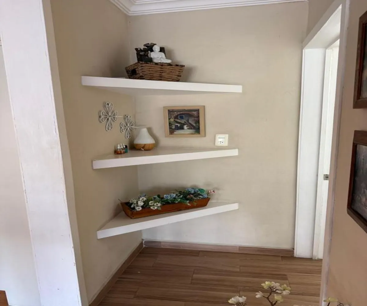 Casa En Venta,Sendero de las Moras,Sendero de las Moras 45645, Tlajomulco de Zúñiga, Jalisco 45640, 4 Habitaciones,2 Baños,Sendero de las Moras,2,pWCYhcE