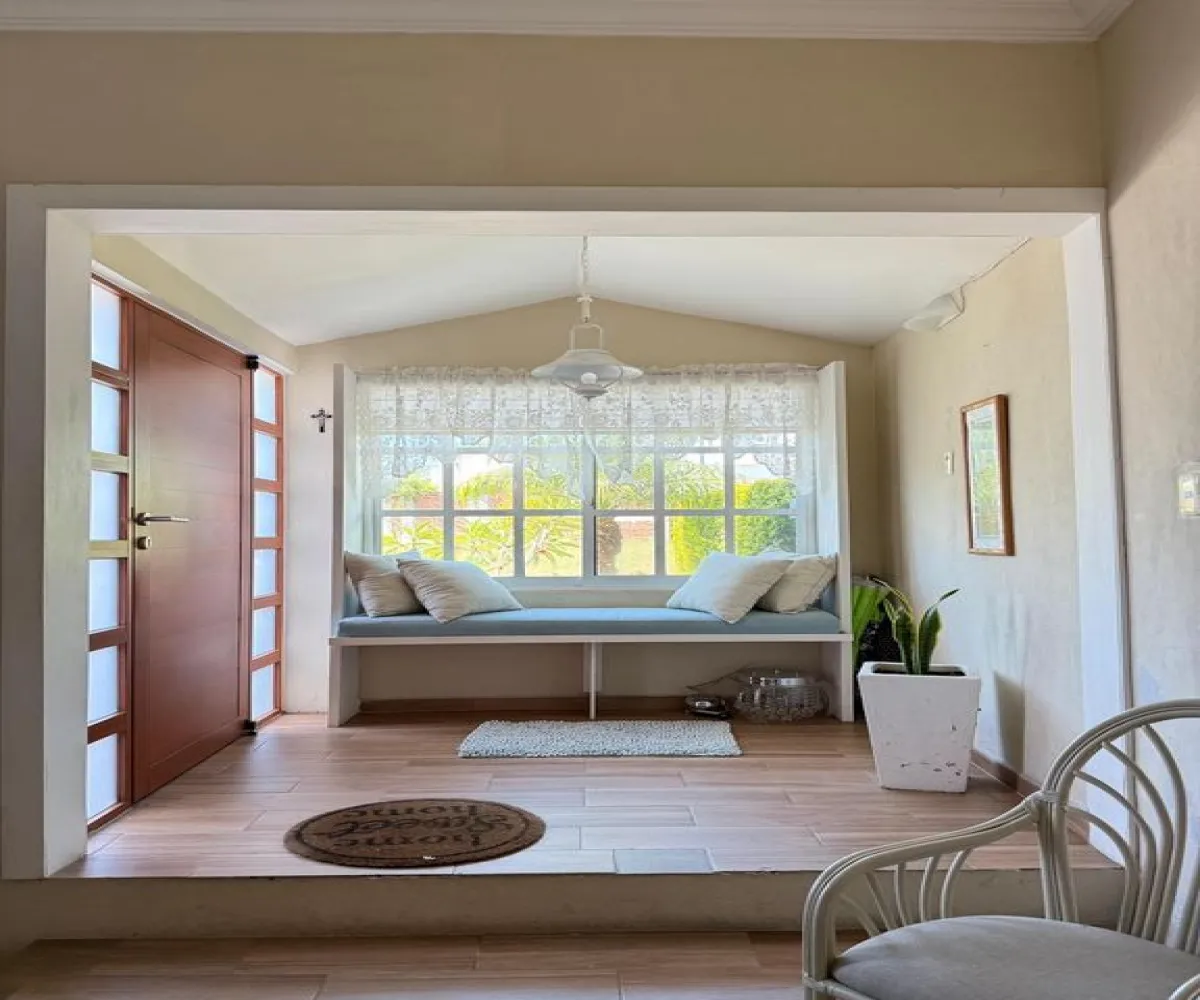 Casa En Venta,Sendero de las Moras,Sendero de las Moras 45645, Tlajomulco de Zúñiga, Jalisco 45640, 4 Habitaciones,2 Baños,Sendero de las Moras,2,pWCYhcE