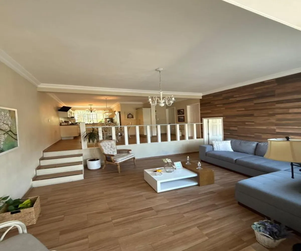 Casa En Venta,Sendero de las Moras,Sendero de las Moras 45645, Tlajomulco de Zúñiga, Jalisco 45640, 4 Habitaciones,2 Baños,Sendero de las Moras,2,pWCYhcE