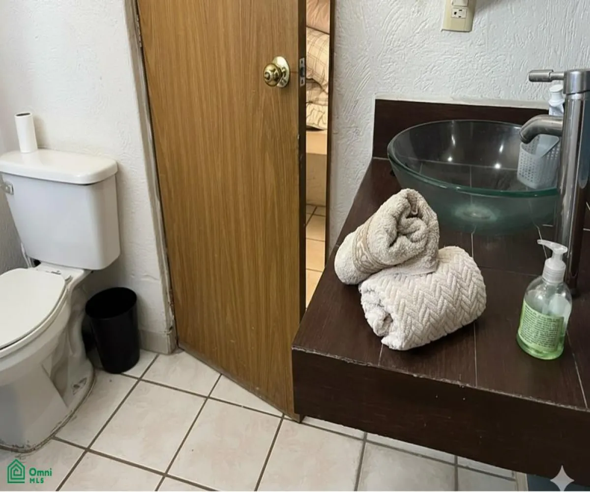 Casa En Venta,Fraccionamiento Parques las Palmas,AVENIDA LAS PALMAS 168, Puerto Vallarta, Jalisco 48317, 2 Habitaciones,2 Baños,AVENIDA LAS PALMAS,2,MX251039633