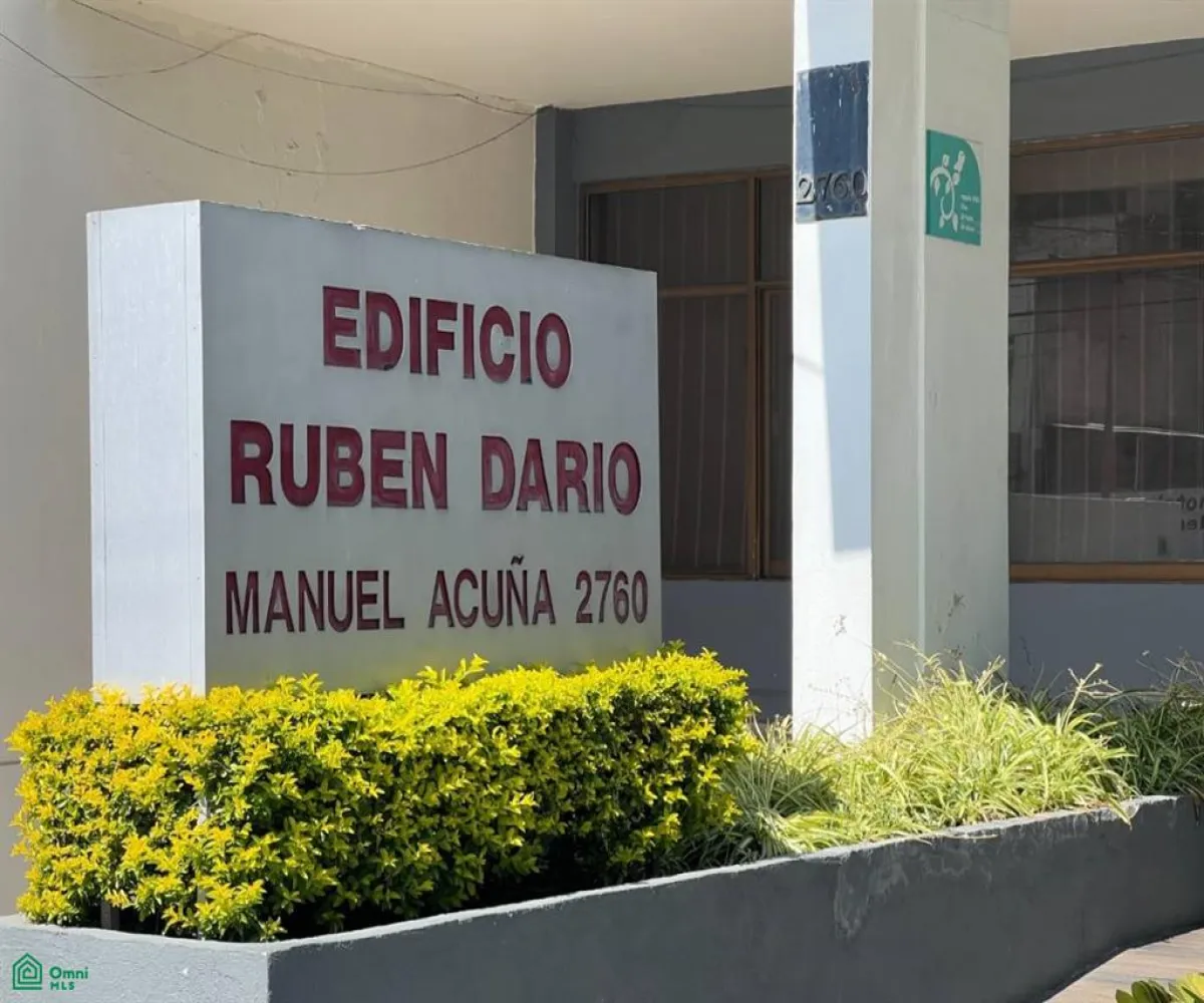 Local En Venta,Lomas de Guevara,Manuel Acuña 2760, Guadalajara, Jalisco 44657, 4 Habitaciones,1 Baño,Manuel Acuña,1,MX251039910