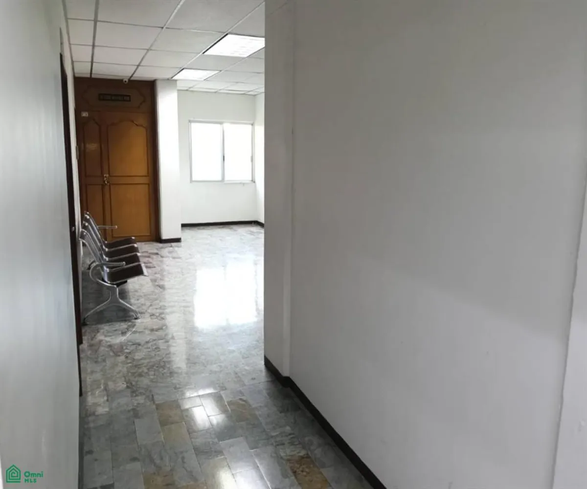 Local En Venta,Lomas de Guevara,Manuel Acuña 2760, Guadalajara, Jalisco 44657, 4 Habitaciones,1 Baño,Manuel Acuña,1,MX251039910