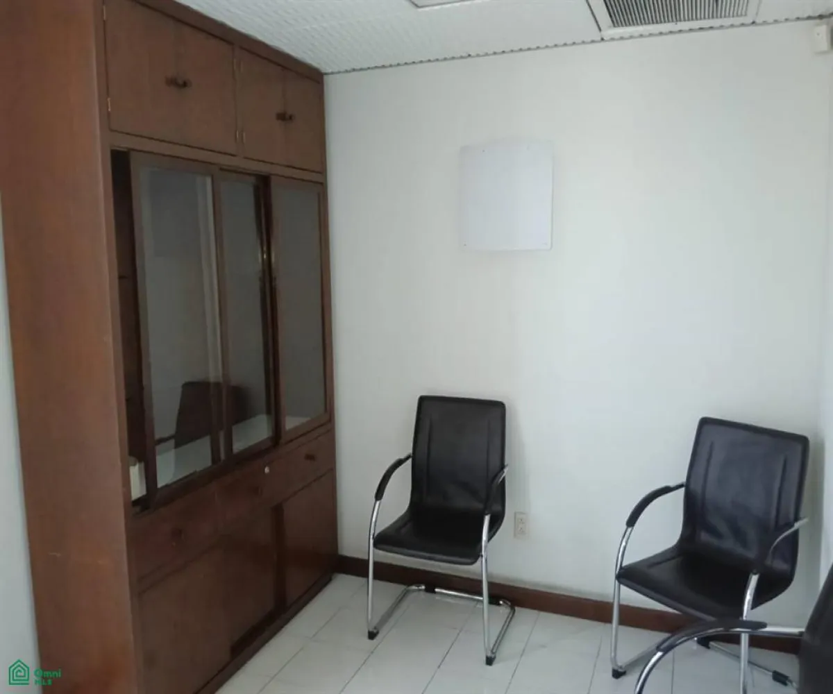 Local En Renta,Lomas de Guevara,Manuel Acuña ., Guadalajara, Jalisco 44657, 4 Habitaciones,1 Baño,Manuel Acuña,1,MX251039957