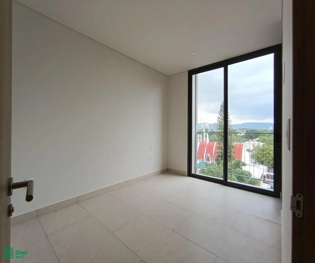 Departamento En Venta,Fraccionamiento Monraz,Av. Juan Palomar y Arias 510, Guadalajara, Jalisco 44680, 1 Cuarto,1 Baño,Av. Juan Palomar y Arias,MX251040207