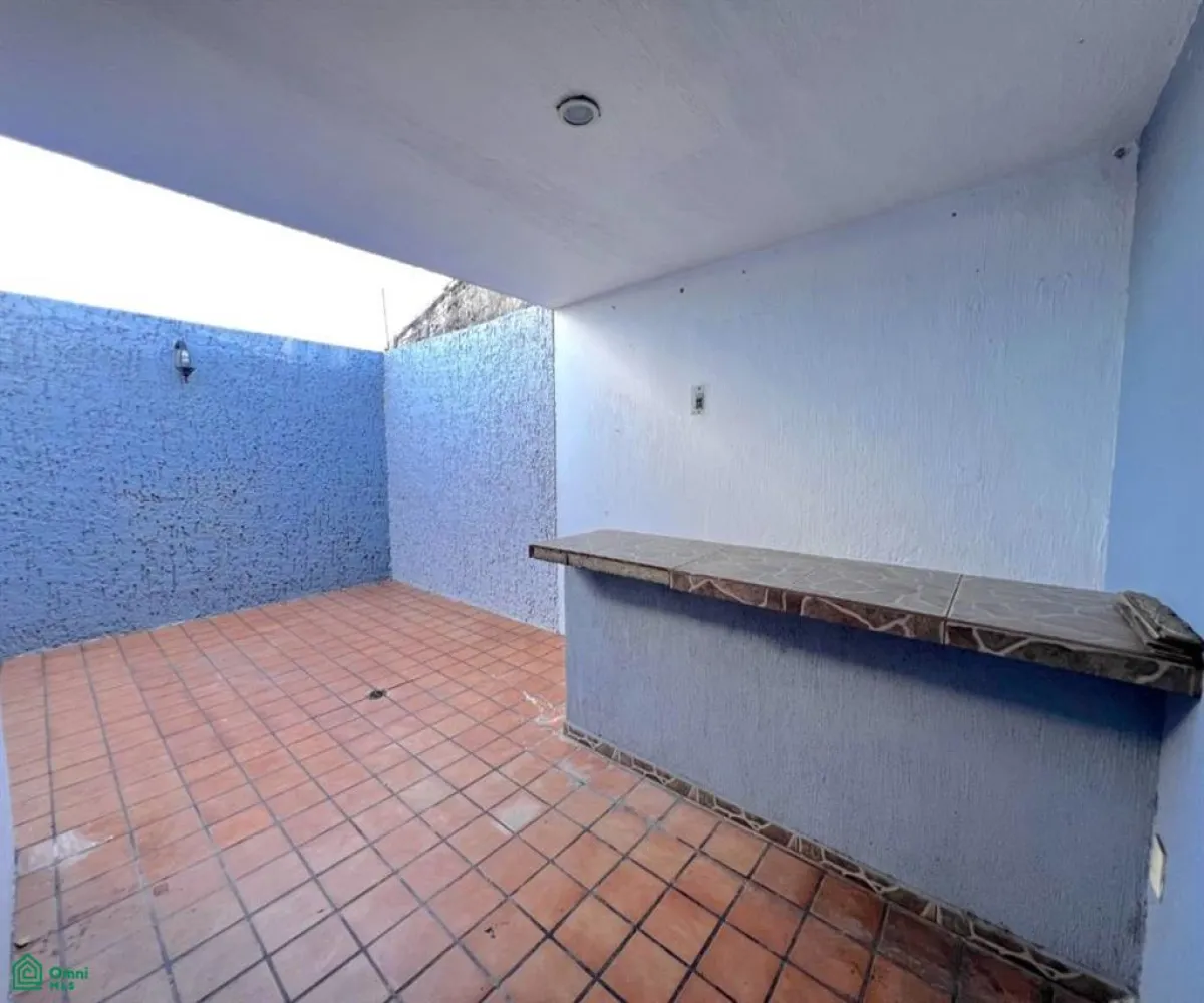 Casa En Venta,Circunvalación Oblatos,Anaya Ventura 1119, Guadalajara, Jalisco 44716, 5 Habitaciones,3 Baños,Anaya Ventura,2,MX251040442