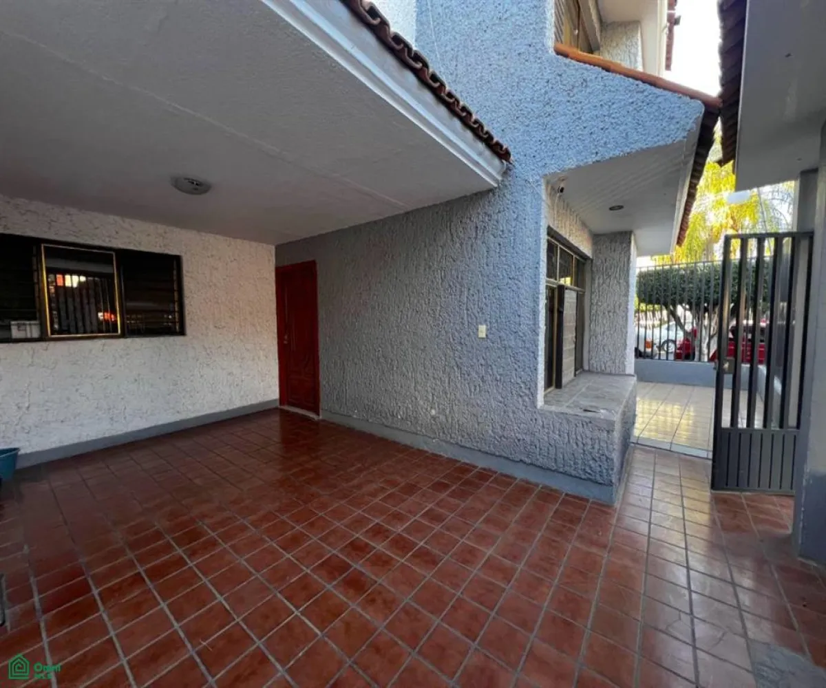 Casa En Venta,Circunvalación Oblatos,Anaya Ventura 1119, Guadalajara, Jalisco 44716, 5 Habitaciones,3 Baños,Anaya Ventura,2,MX251040442