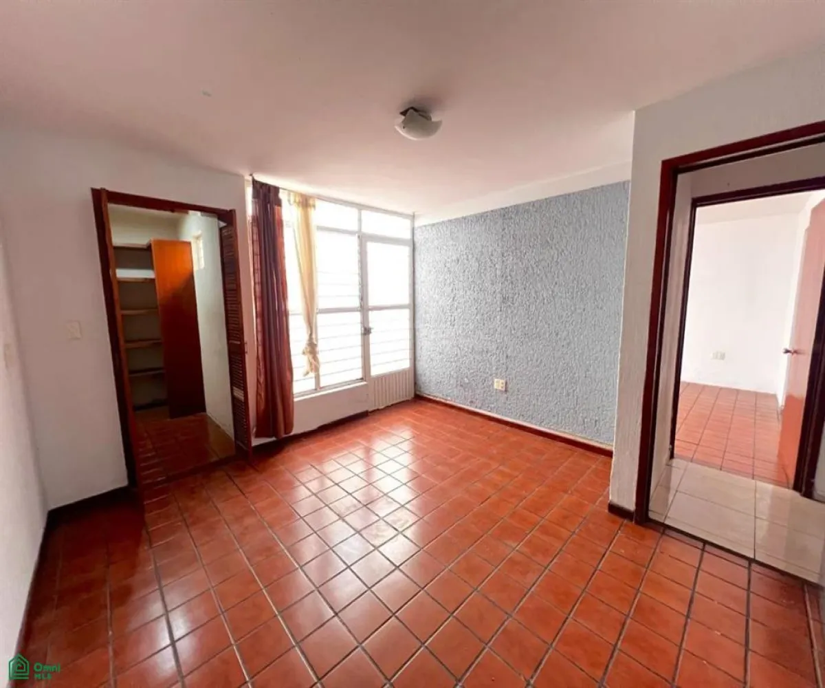 Casa En Venta,Circunvalación Oblatos,Anaya Ventura 1119, Guadalajara, Jalisco 44716, 5 Habitaciones,3 Baños,Anaya Ventura,2,MX251040442