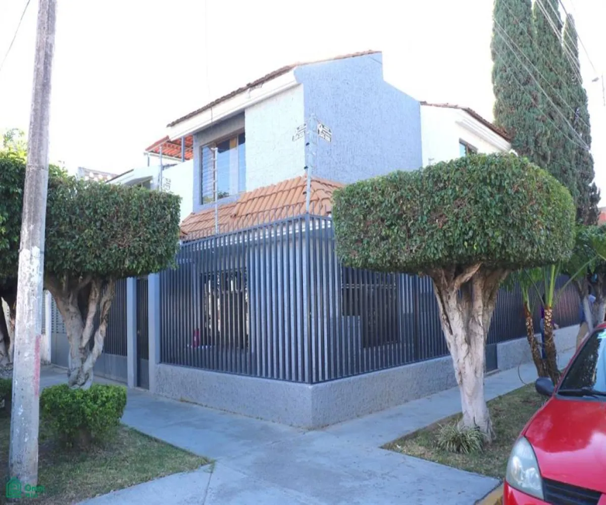 Casa En Venta,Circunvalación Oblatos,Anaya Ventura 1119, Guadalajara, Jalisco 44716, 5 Habitaciones,3 Baños,Anaya Ventura,2,MX251040442