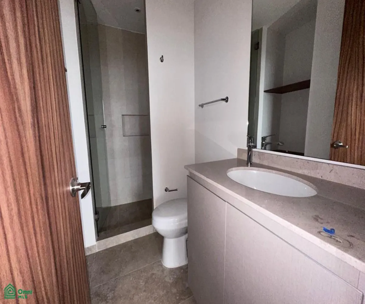 Departamento En Venta,Ciudad Granja,Calzada de los Laureles 835, Zapopan, Jalisco 45010, 2 Habitaciones,2 Baños,Calzada de los Laureles,MX251040843