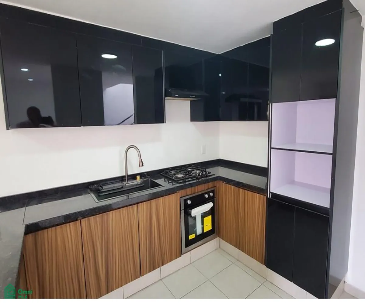 Casa En Venta,Pinar De La Calma,Río de Santiago 5824, Zapopan, Jalisco 45080, 4 Habitaciones,3 Baños,Río de Santiago,2,MX251040863