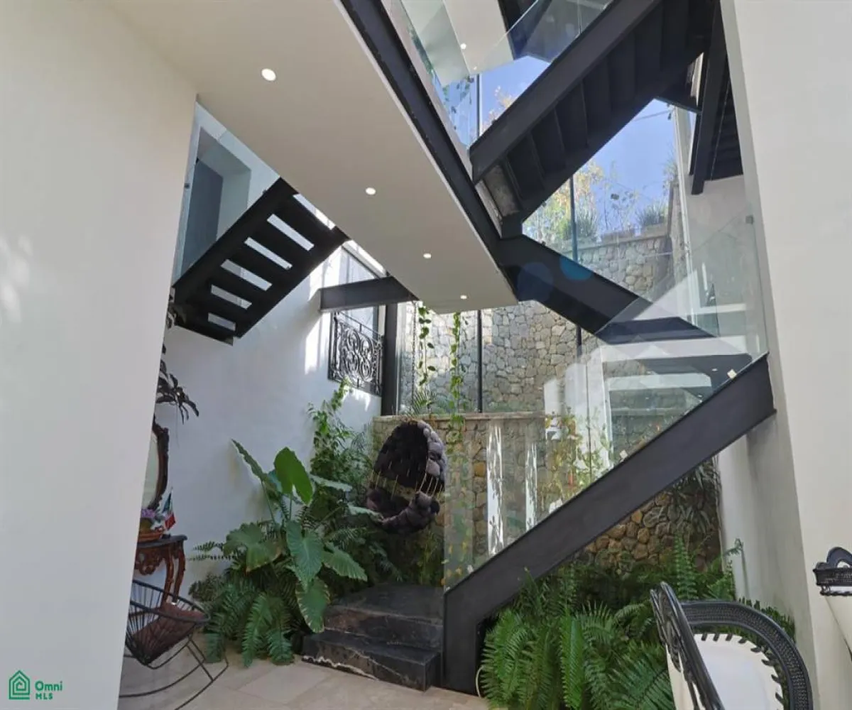 Casa En Venta,El Palomar,Rinconada del Arco 163, Tlajomulco de Zuniga, Jalisco 45643, 5 Habitaciones,6 Baños,Rinconada del Arco,3,MX251041072