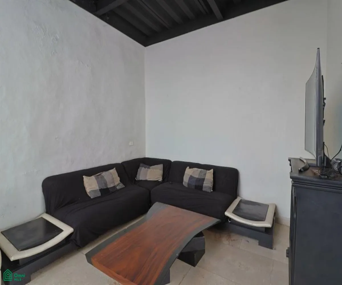 Casa En Venta,El Palomar,Rinconada del Arco 163, Tlajomulco de Zuniga, Jalisco 45643, 5 Habitaciones,6 Baños,Rinconada del Arco,3,MX251041072