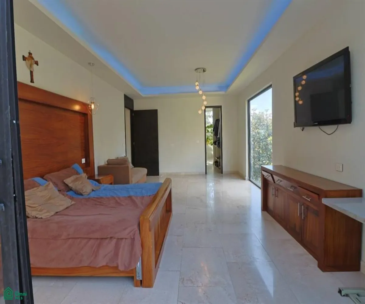 Casa En Venta,El Palomar,Rinconada del Arco 163, Tlajomulco de Zuniga, Jalisco 45643, 5 Habitaciones,6 Baños,Rinconada del Arco,3,MX251041072