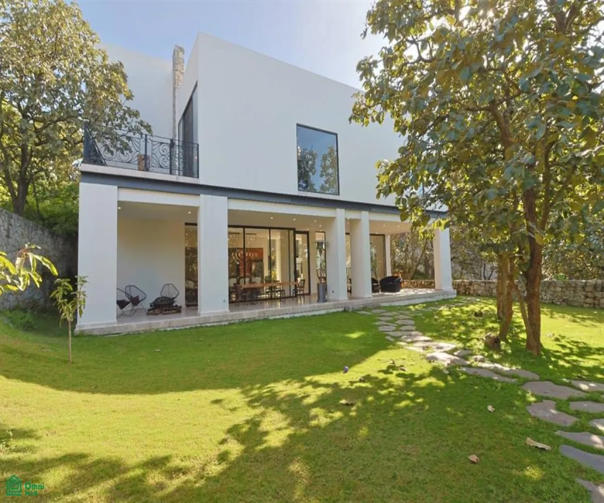 Casa En Venta,El Palomar,Rinconada del Arco 163, Tlajomulco de Zuniga, Jalisco 45643, 5 Habitaciones,6 Baños,Rinconada del Arco,3,MX251041072