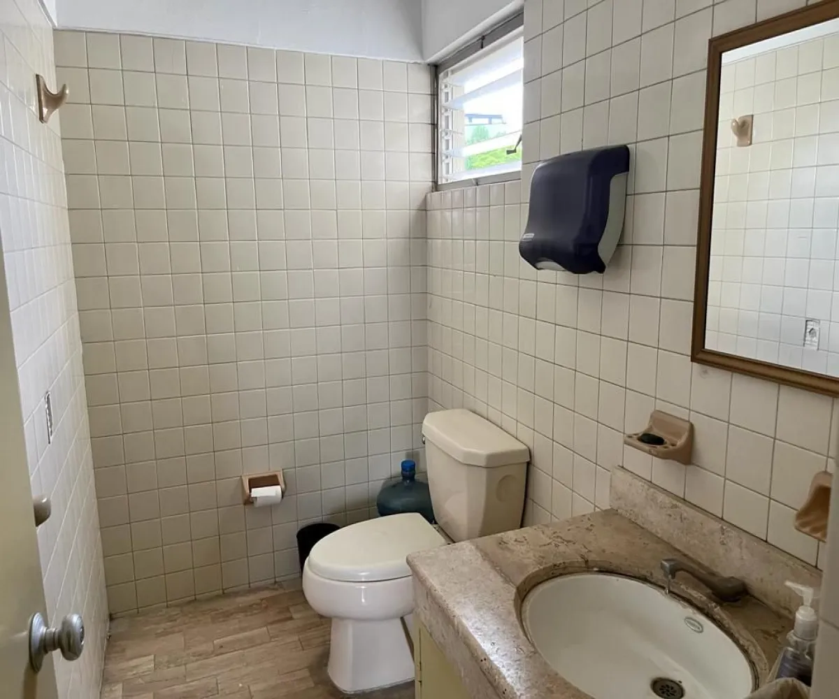 Oficina En Renta,Vallarta Norte,Av. México 2819, Guadalajara, Jalisco 44690, 4 Habitaciones,1 Baño,Av. México,1,pTH6qnR