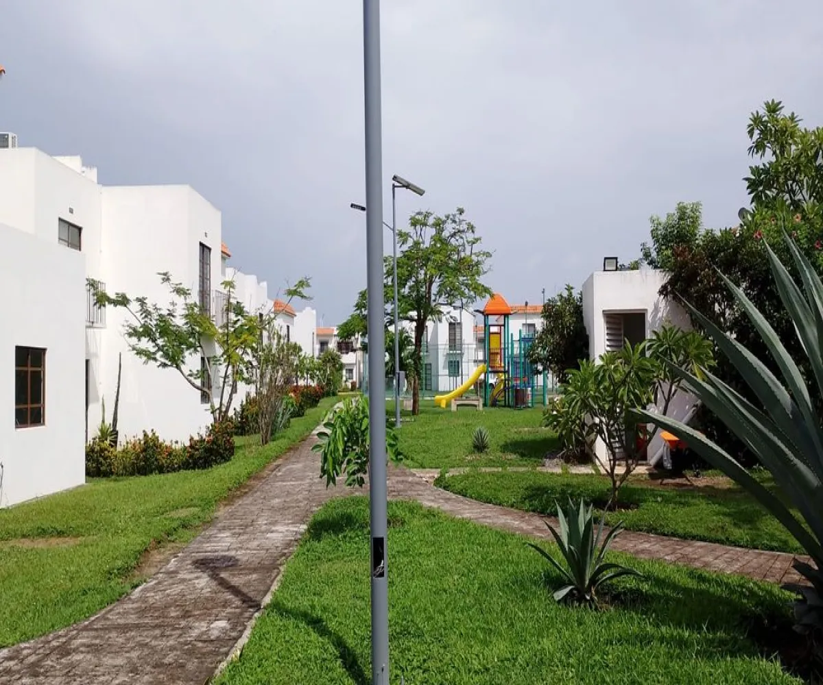 Casa En Venta,Hacienda Los Portales Sección Sur,Paseo del Mar 155 37, Veracruz, Veracruz de Ignacio de la Llave 91726, 3 Habitaciones,2 Baños,Paseo del Mar,1,p5aRNHp