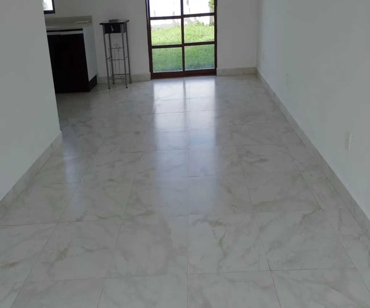 Casa En Venta,Hacienda Los Portales Sección Sur,Paseo del Mar 155 37, Veracruz, Veracruz de Ignacio de la Llave 91726, 3 Habitaciones,2 Baños,Paseo del Mar,1,p5aRNHp