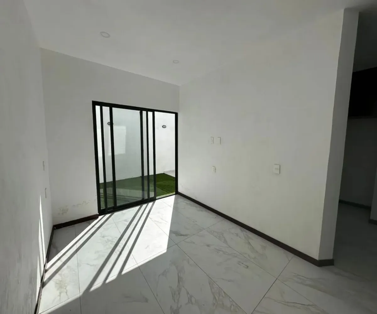 Casa En Venta,Jardines del Valle,Calle Valle del Yaqui 2126, Zapopan, Jalisco 45138, 3 Habitaciones,2 Baños,Calle Valle del Yaqui,2,ppUcLOw