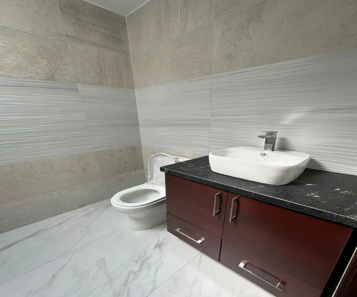 Casa En Venta,Jardines del Valle,Calle Valle del Yaqui 2126, Zapopan, Jalisco 45138, 3 Habitaciones,2 Baños,Calle Valle del Yaqui,2,ppUcLOw