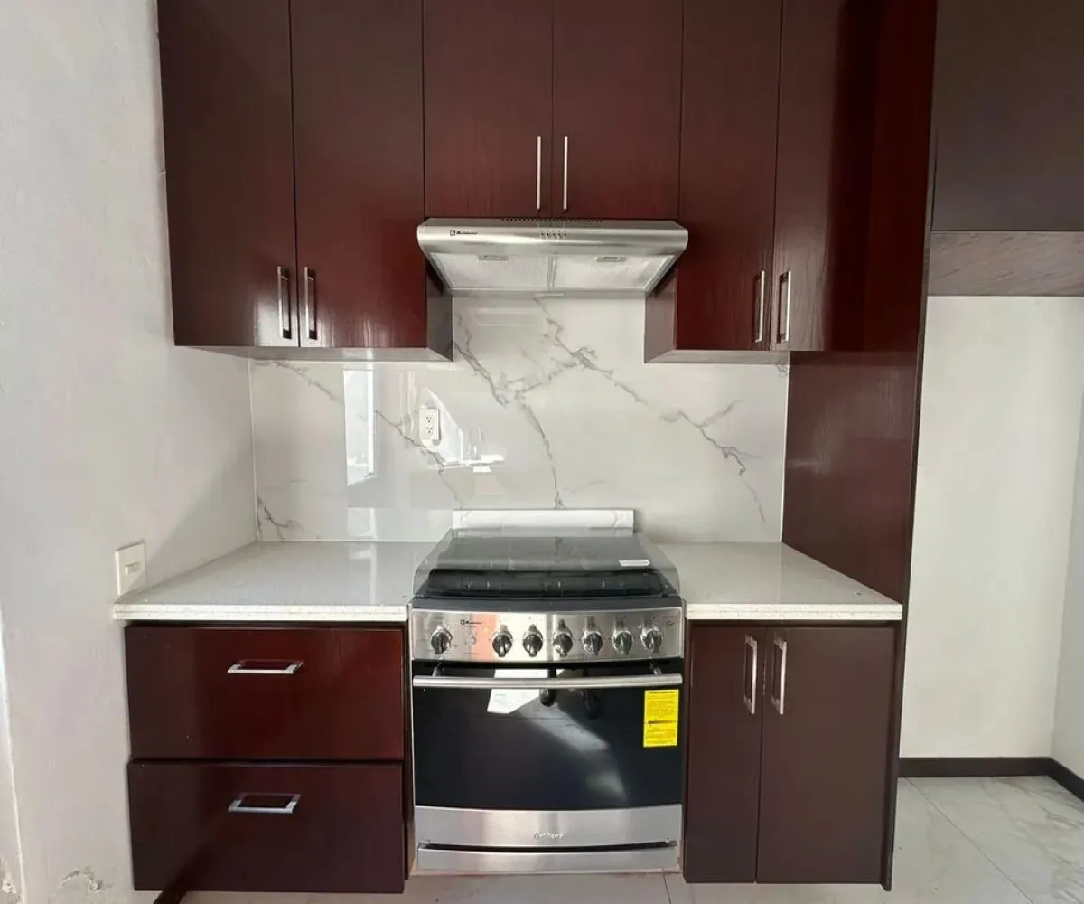 Casa En Venta,Jardines del Valle,Calle Valle del Yaqui 2126, Zapopan, Jalisco 45138, 3 Habitaciones,2 Baños,Calle Valle del Yaqui,2,ppUcLOw