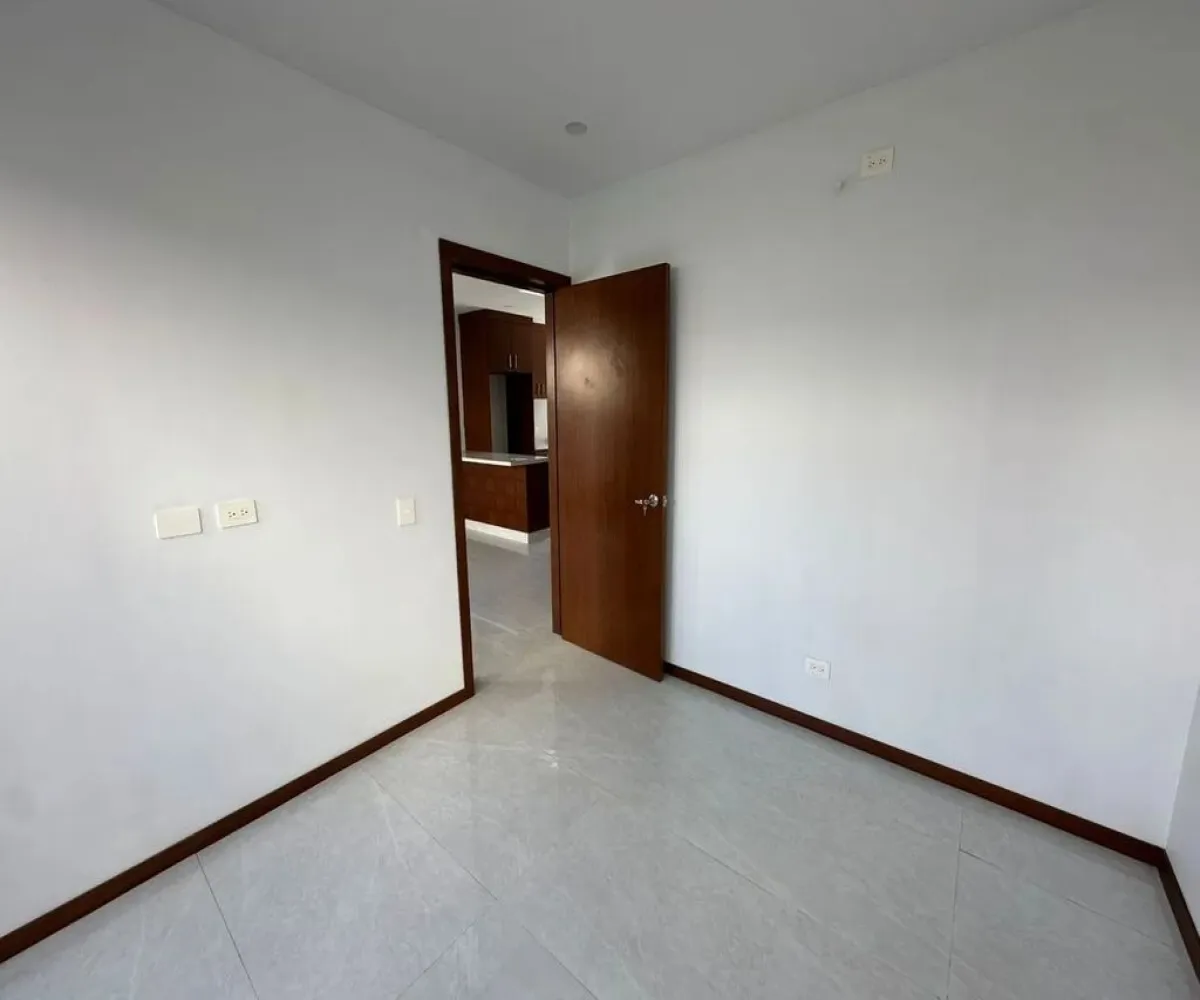 Casa En Venta,Avenida D 575, Zapopan, Jalisco 45134, 3 Habitaciones,2 Baños,Avenida D,3,pqtiA21