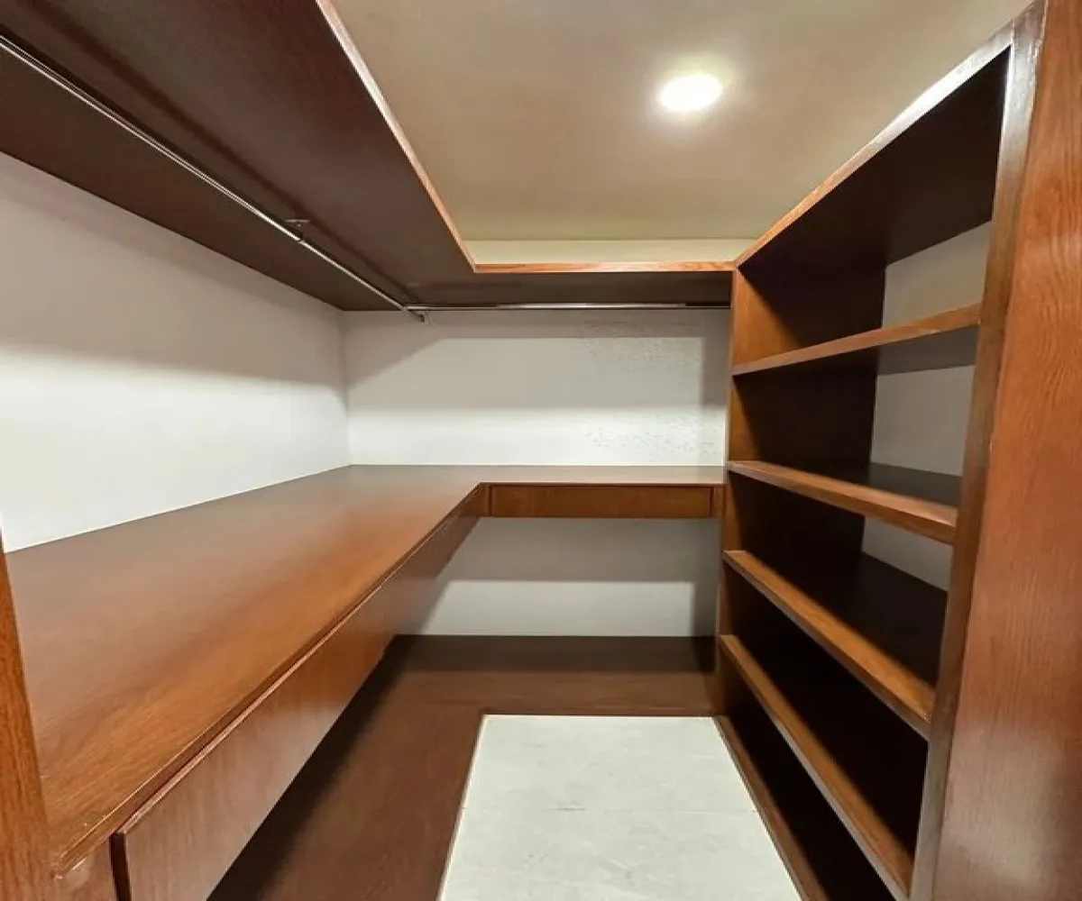 Casa En Venta,Avenida D 575, Zapopan, Jalisco 45134, 3 Habitaciones,2 Baños,Avenida D,3,pqtiA21