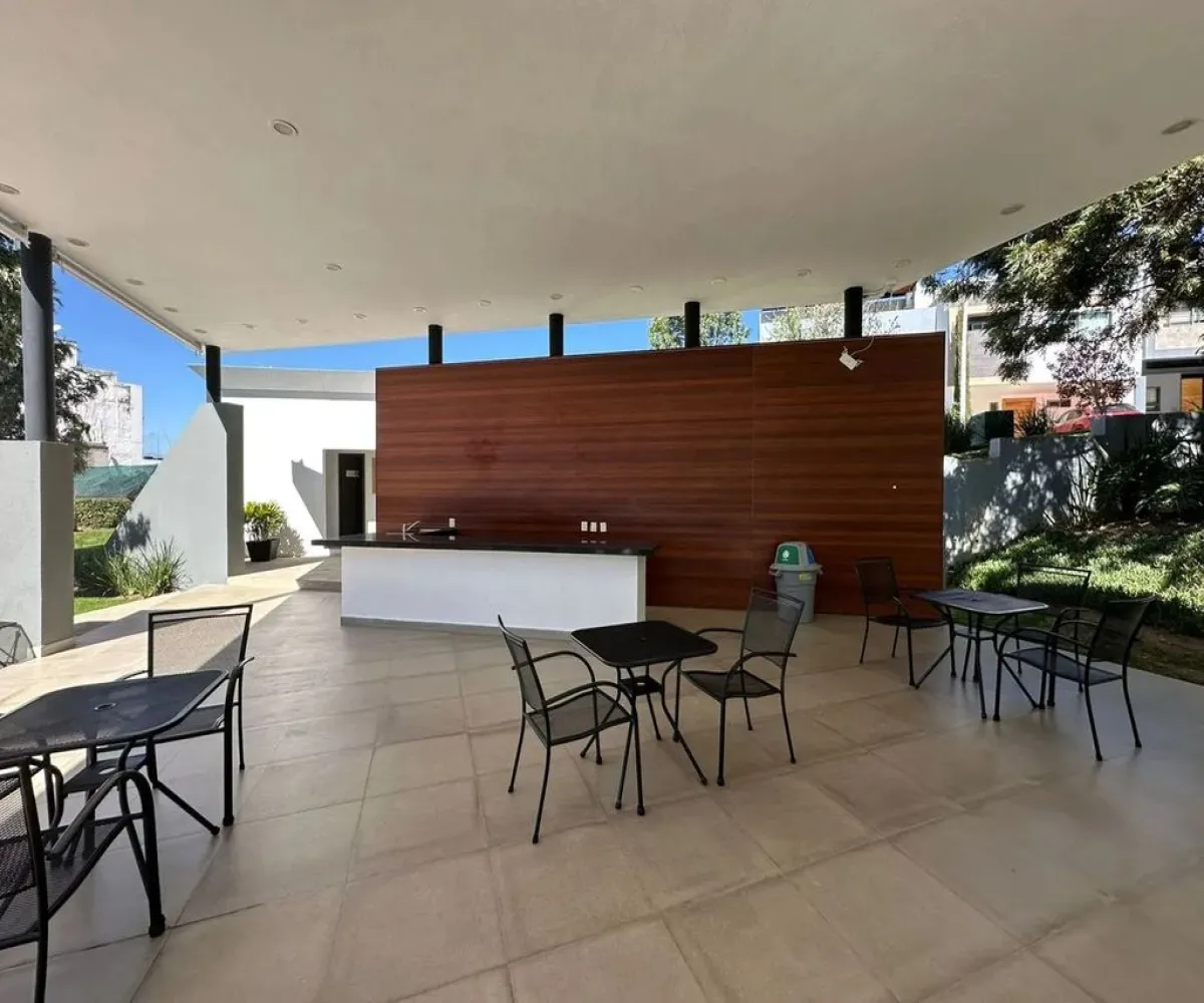 Casa En Venta,Avenida D 575, Zapopan, Jalisco 45134, 3 Habitaciones,2 Baños,Avenida D,3,pqtiA21