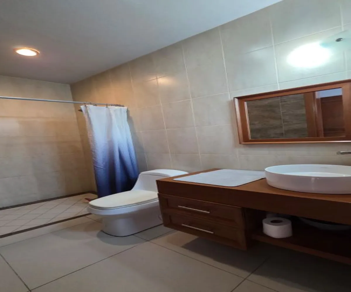 Casa En Venta,Arcos de Guadalupe,Calle Asesores 5507, Zapopan, Jalisco 45037, 2 Habitaciones,2 Baños,Calle Asesores,1,pug9RQC