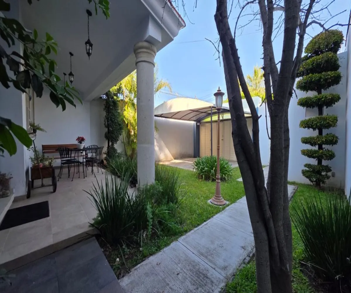 Casa En Venta,Arcos de Guadalupe,Calle Asesores 5507, Zapopan, Jalisco 45037, 2 Habitaciones,2 Baños,Calle Asesores,1,pug9RQC
