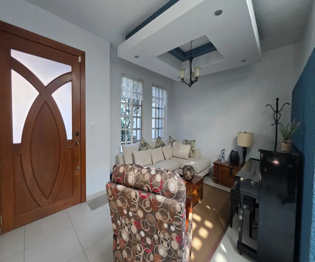 Casa En Venta,Arcos de Guadalupe,Calle Asesores 5507, Zapopan, Jalisco 45037, 2 Habitaciones,2 Baños,Calle Asesores,1,pug9RQC