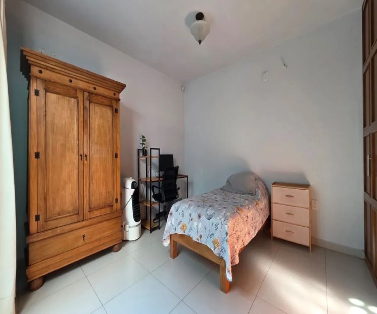 Casa En Venta,Arcos de Guadalupe,Calle Asesores 5507, Zapopan, Jalisco 45037, 2 Habitaciones,2 Baños,Calle Asesores,1,pug9RQC