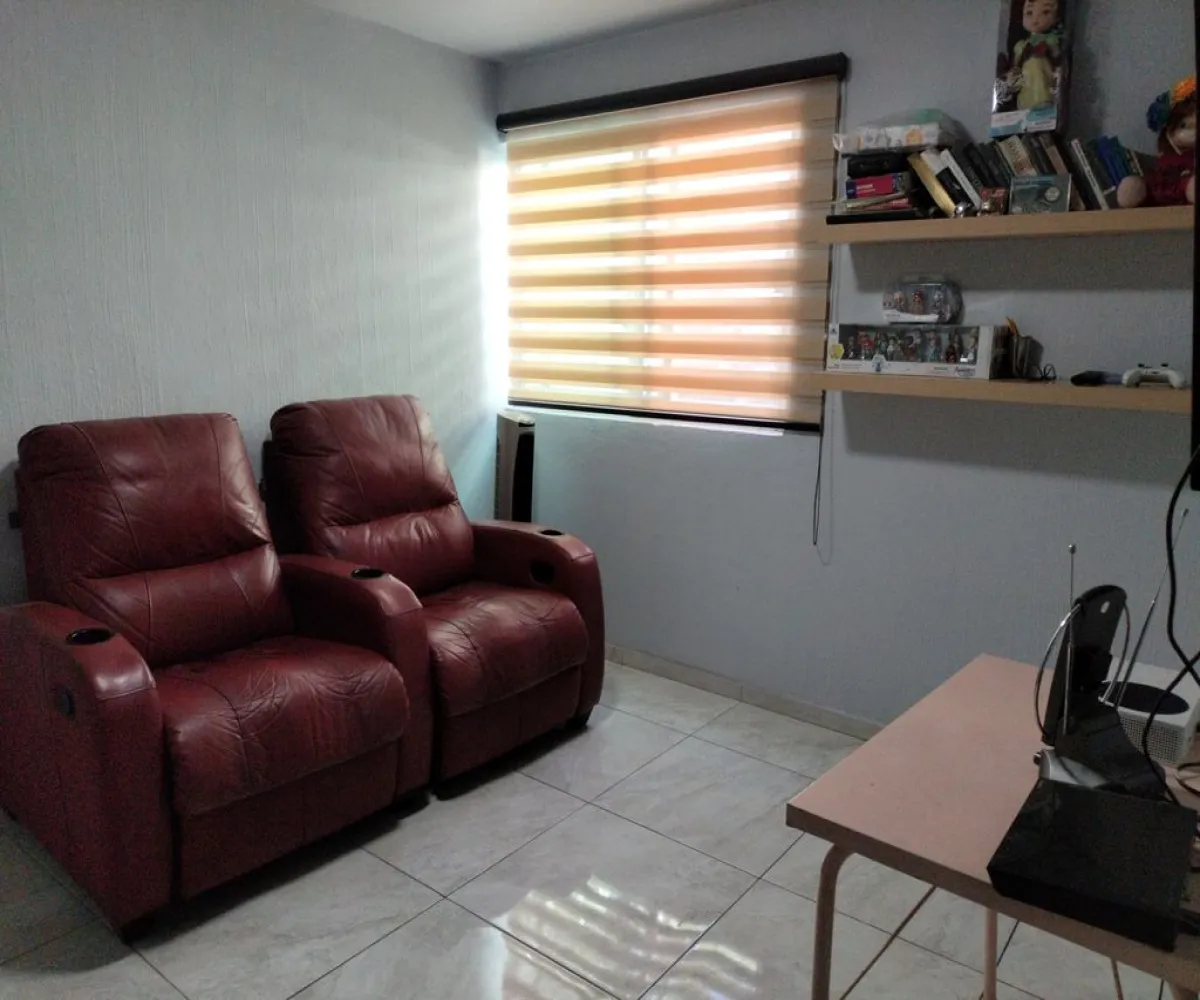 Casa En Venta,Guadalupe Sur,San Javier 1000, Zapopan, Jalisco 45030, 3 Habitaciones,2 Baños,San Javier,2,pk0qp4Q