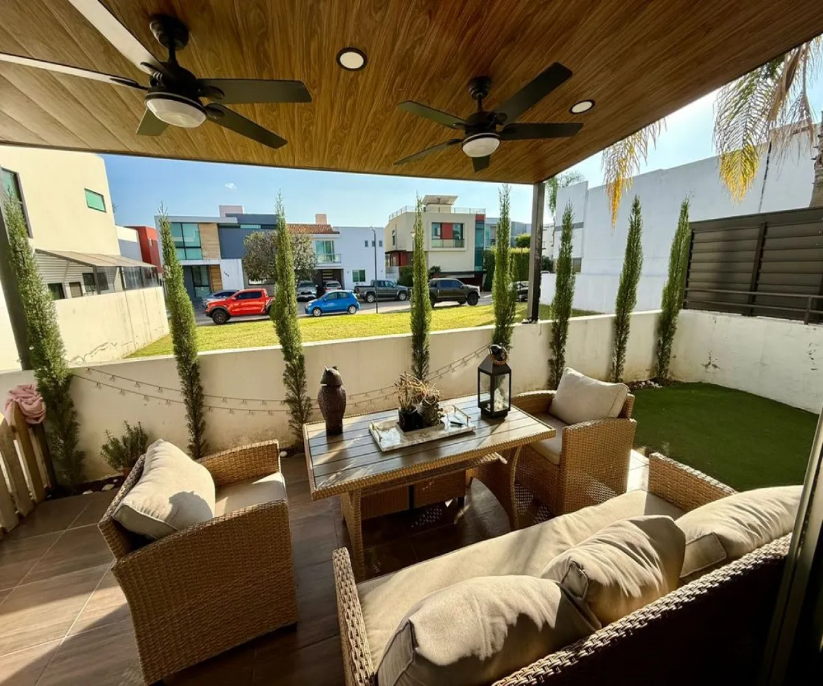 Casa En Venta,Solares Residencial,Paseo Solares 300, Zapopan, Jalisco 45019, 4 Habitaciones,5 Baños,Paseo Solares,3,pmwpi3M