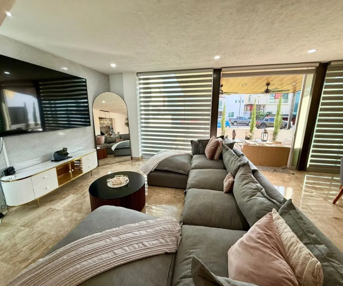 Casa En Venta,Solares Residencial,Paseo Solares 300, Zapopan, Jalisco 45019, 4 Habitaciones,5 Baños,Paseo Solares,3,pmwpi3M