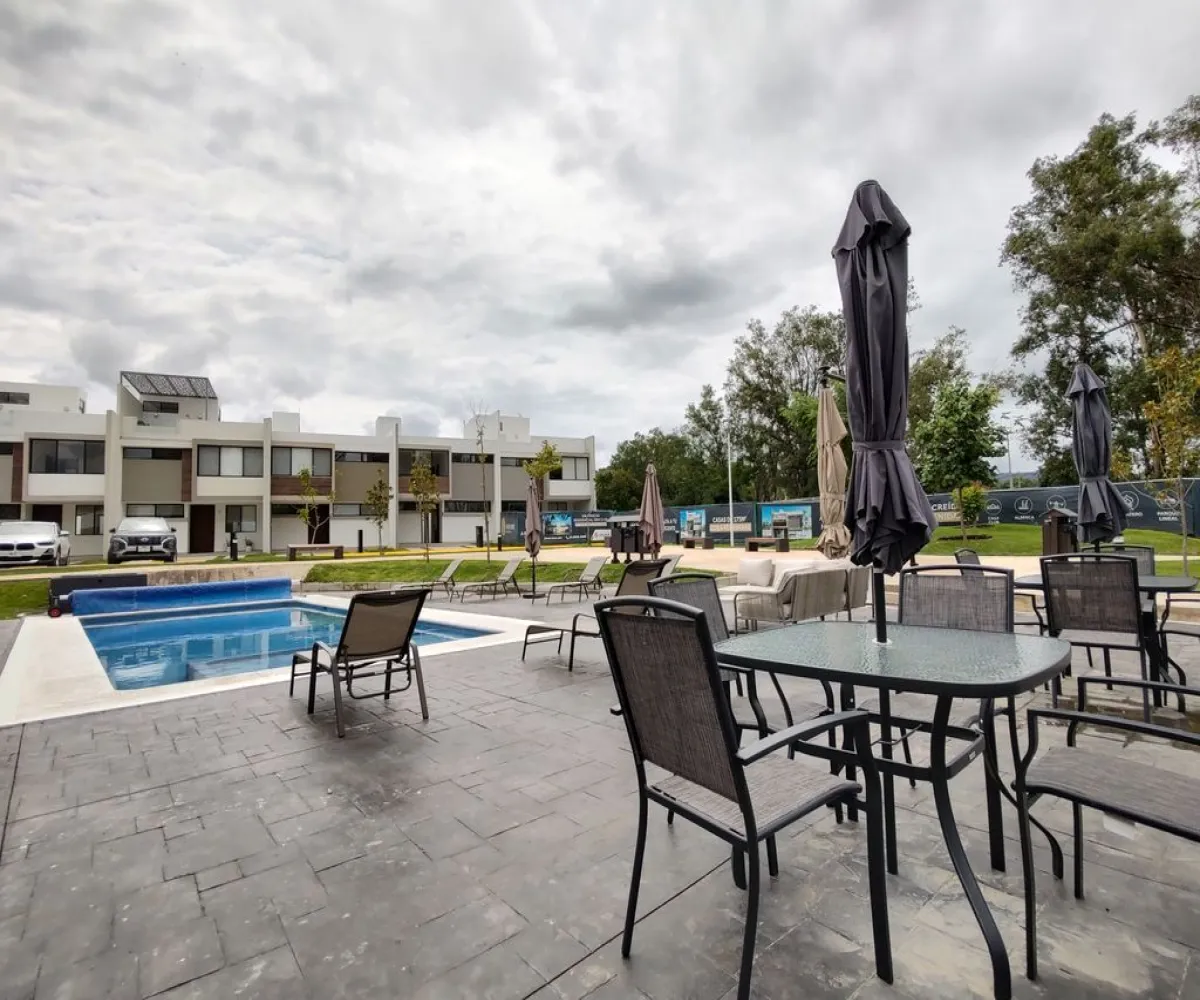 Casa En Venta,Jardines de Santa Anita,Jesús Aguilar S/N, Tlajomulco de Zúñiga, Jalisco 45645, 4 Habitaciones,3 Baños,Jesús Aguilar,3,psnqvQW