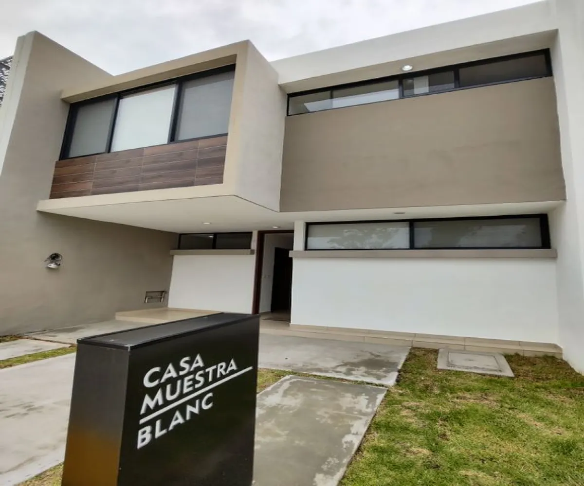 Casa En Venta,Jardines de Santa Anita,Jesús Aguilar S/N, Tlajomulco de Zúñiga, Jalisco 45645, 4 Habitaciones,3 Baños,Jesús Aguilar,3,psnqvQW