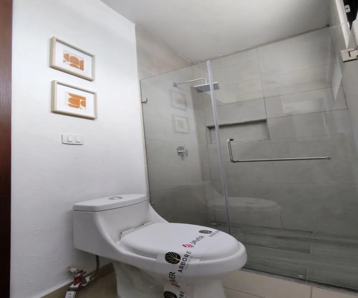 Casa En Venta,Jardines de Santa Anita,Jesús Aguilar S/N, Tlajomulco de Zúñiga, Jalisco 45645, 4 Habitaciones,2 Baños,Jesús Aguilar,1,pqqNtrI