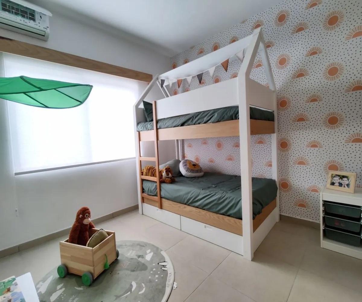 Casa En Venta,Jardines de Santa Anita,Jesús Aguilar S/N, Tlajomulco de Zúñiga, Jalisco 45645, 4 Habitaciones,2 Baños,Jesús Aguilar,1,pqqNtrI