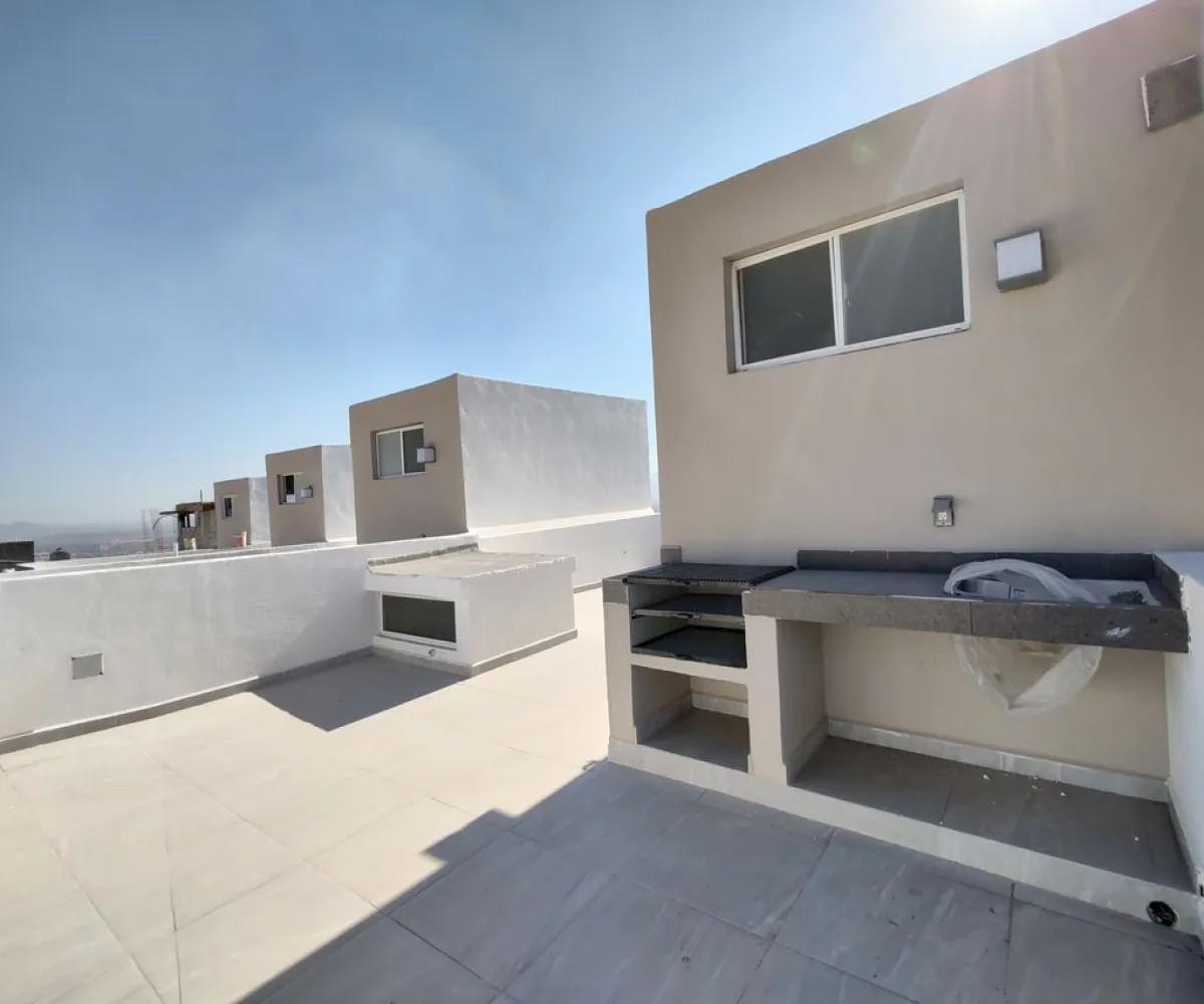 Casa En Venta,Tlaquepaque,Prolongación Manuel López Cotilla 1201 163, San Pedro Tlaquepaque, Jalisco 45610, 4 Habitaciones,3 Baños,Prolongación Manuel López Cotilla,3,p6MJydm