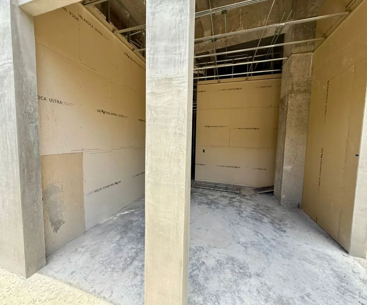 En Venta,Altamira,Circunvalación Medas 420, Zapopan, Jalisco 45160, 7 Habitaciones,10 Baños,Circunvalación Medas,1,pFxsRcG