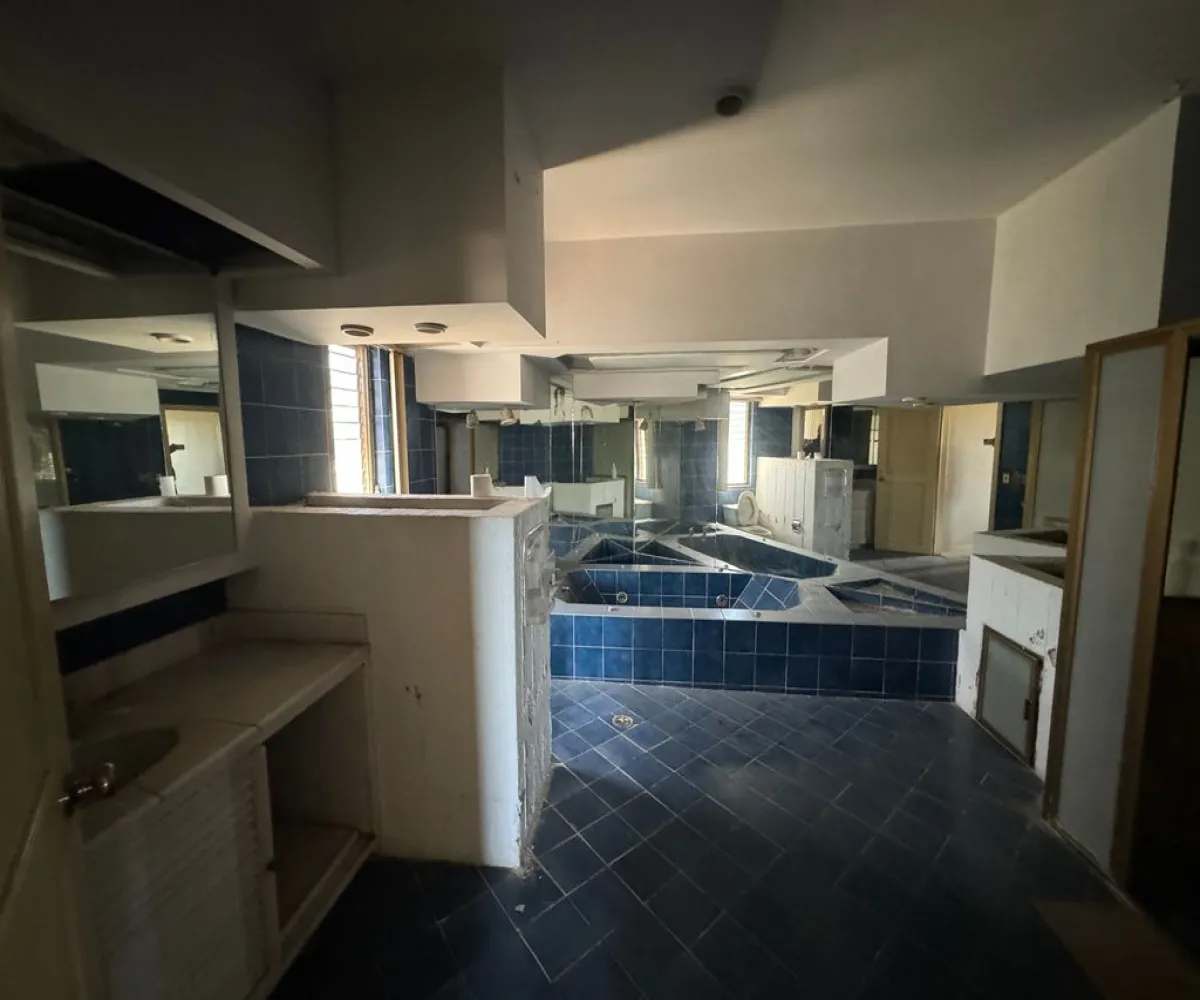 Casa En Venta,Ciudad Bugambilias,Remanso de Las Liebres Poniente 60, Zapopan, Jalisco 45237, 6 Habitaciones,5 Baños,Remanso de Las Liebres Poniente,1,p0J4Kli