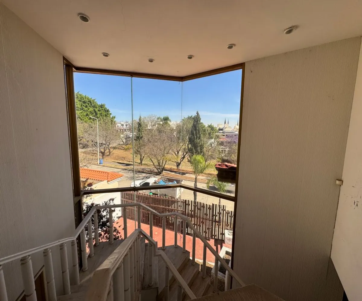 Casa En Venta,Ciudad Bugambilias,Remanso de Las Liebres Poniente 60, Zapopan, Jalisco 45237, 6 Habitaciones,5 Baños,Remanso de Las Liebres Poniente,1,p0J4Kli