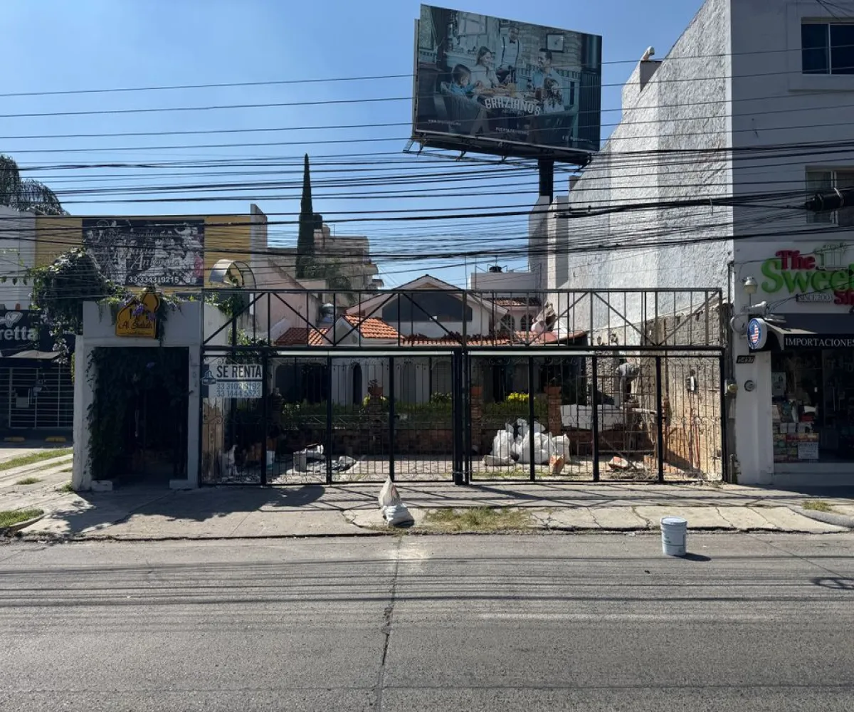 Local En Renta,Vallarta Universidad,Avenida Naciones Unidas 5485, Zapopan, Jalisco 45110,1 Baño,Avenida Naciones Unidas,1,porSOO4