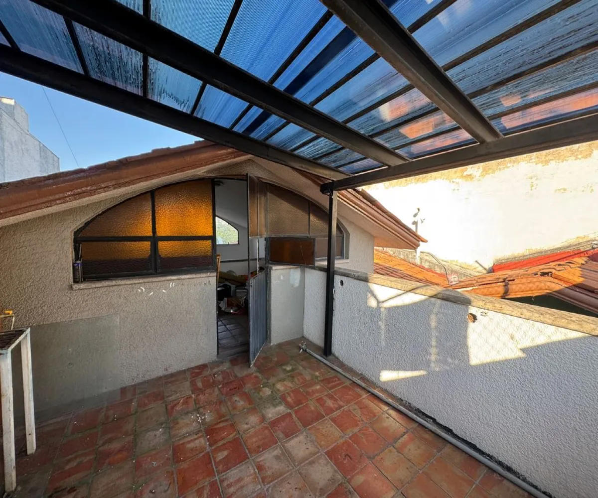 Local En Renta,Vallarta Universidad,Avenida Naciones Unidas 5485, Zapopan, Jalisco 45110,1 Baño,Avenida Naciones Unidas,1,porSOO4