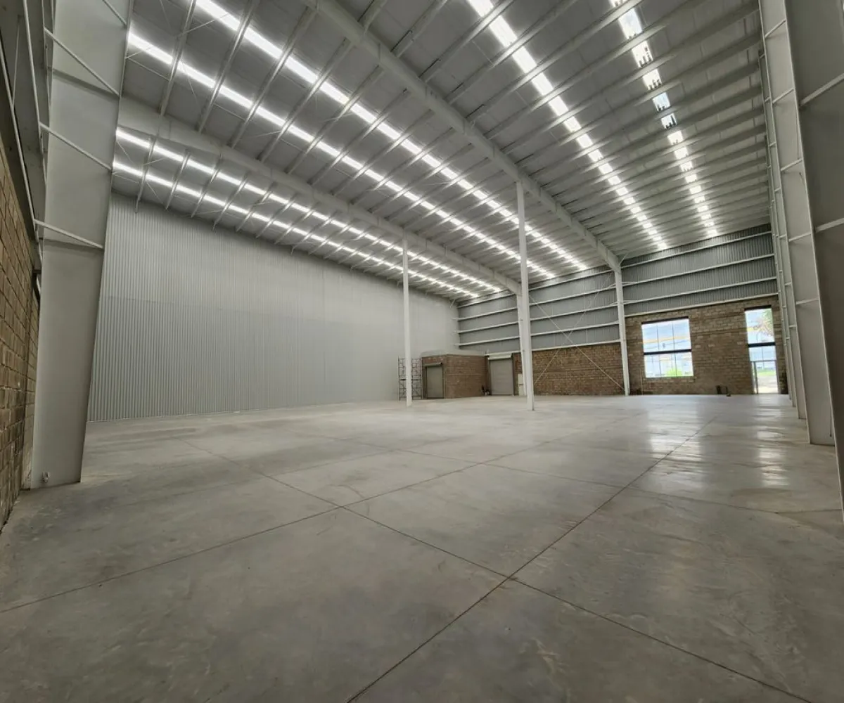 Bodega En Renta,Santa María Tequepexpan,Avenida del Deportivo S/N, San Pedro Tlaquepaque, Jalisco 45601,1 Baño,Avenida del Deportivo,1,pHzSwAf