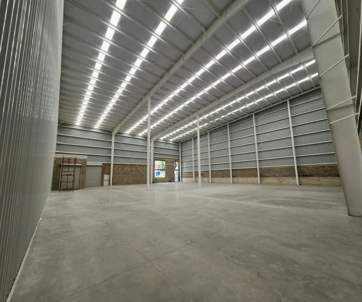 Bodega En Renta,Santa María Tequepexpan,Avenida del Deportivo S/N, San Pedro Tlaquepaque, Jalisco 45601,1 Baño,Avenida del Deportivo,1,pHzSwAf