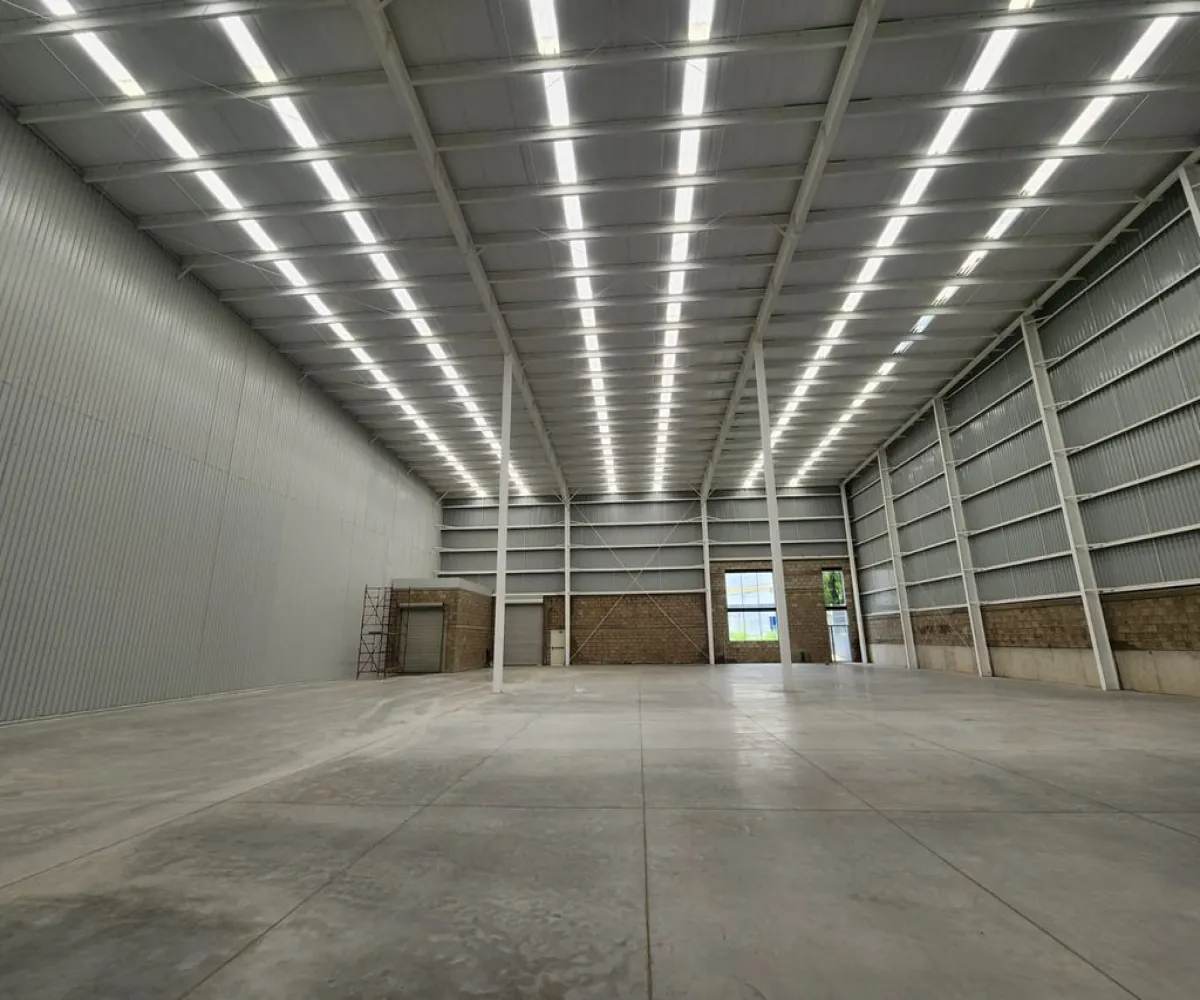 Bodega En Renta,Santa María Tequepexpan,Avenida del Deportivo S/N, San Pedro Tlaquepaque, Jalisco 45601,1 Baño,Avenida del Deportivo,1,pHzSwAf